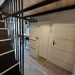 Mezzanine 5 Personnes Avec Balcon Vue Sur La Montagne Appartement