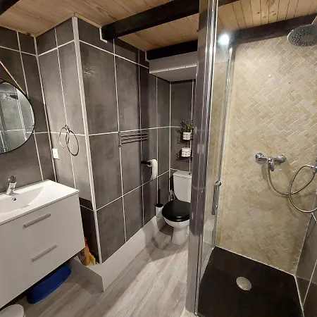 Mezzanine 5 Personnes Avec Balcon Vue Sur La Montagne *