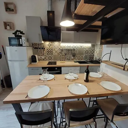 Mezzanine 5 Personnes Avec Balcon Vue Sur La Montagne *