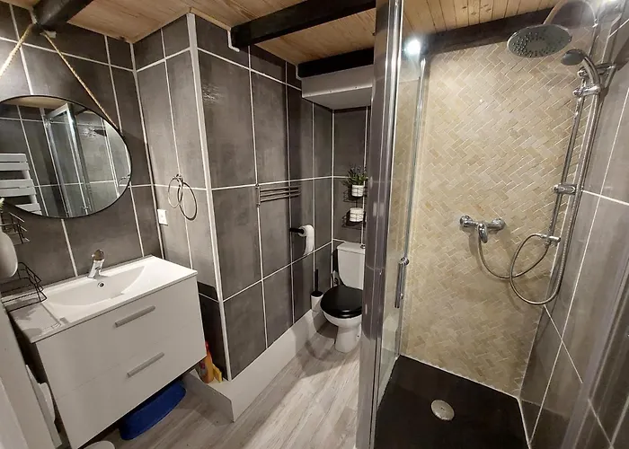 Mezzanine 6 Personnes Avec Balcon Vue Sur La Montagne *